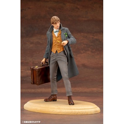 FANTASTIC BEASTS CRIMES OF GRINDELWALD NEWT SCAMANDER ARTFX+ STATUE KOTOBUKIYA