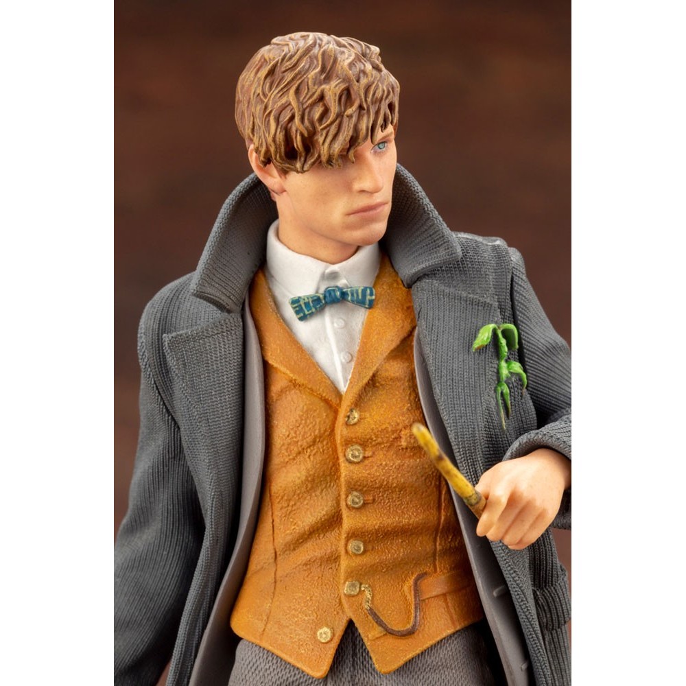 FANTASTIC BEASTS CRIMES OF GRINDELWALD NEWT SCAMANDER ARTFX+ STATUE KOTOBUKIYA