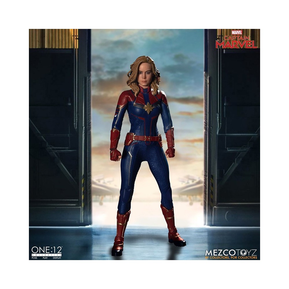 CAPTAIN MARVEL CLOTH ONE:12 COLLECTIVE ACTION FIGURE MEZCO TOYS