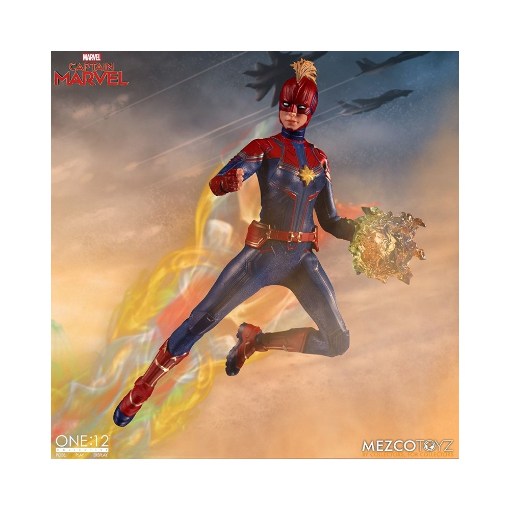 CAPTAIN MARVEL CLOTH ONE:12 COLLECTIVE ACTION FIGURE MEZCO TOYS