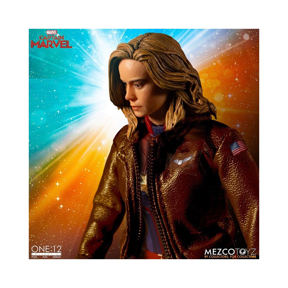 CAPTAIN MARVEL CLOTH ONE:12 COLLECTIVE ACTION FIGURE MEZCO TOYS