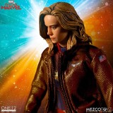 CAPTAIN MARVEL CLOTH ONE:12 COLLECTIVE ACTION FIGURE MEZCO TOYS