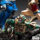 WONDER WOMAN VS DARKSEID 1/6 DIORAMA 47 CM STATUE FIGURE IRON STUDIOS