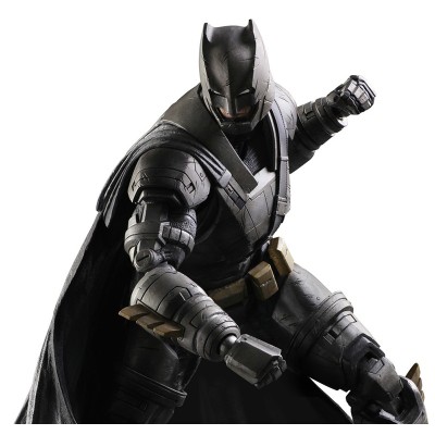 BATMAN V SUPERMAN - ARMORED BATMAN PLAY ARTS KAI PAK ACTION FIGURE SQUARE ENIX