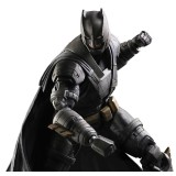 BATMAN V SUPERMAN - ARMORED BATMAN PLAY ARTS KAI PAK ACTION FIGURE SQUARE ENIX