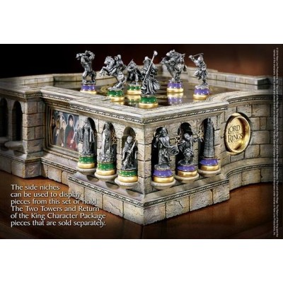 NOBLE COLLECTIONS THE LORD OF THE RINGS CHESS SET SCACCHIERA IN RESINA
