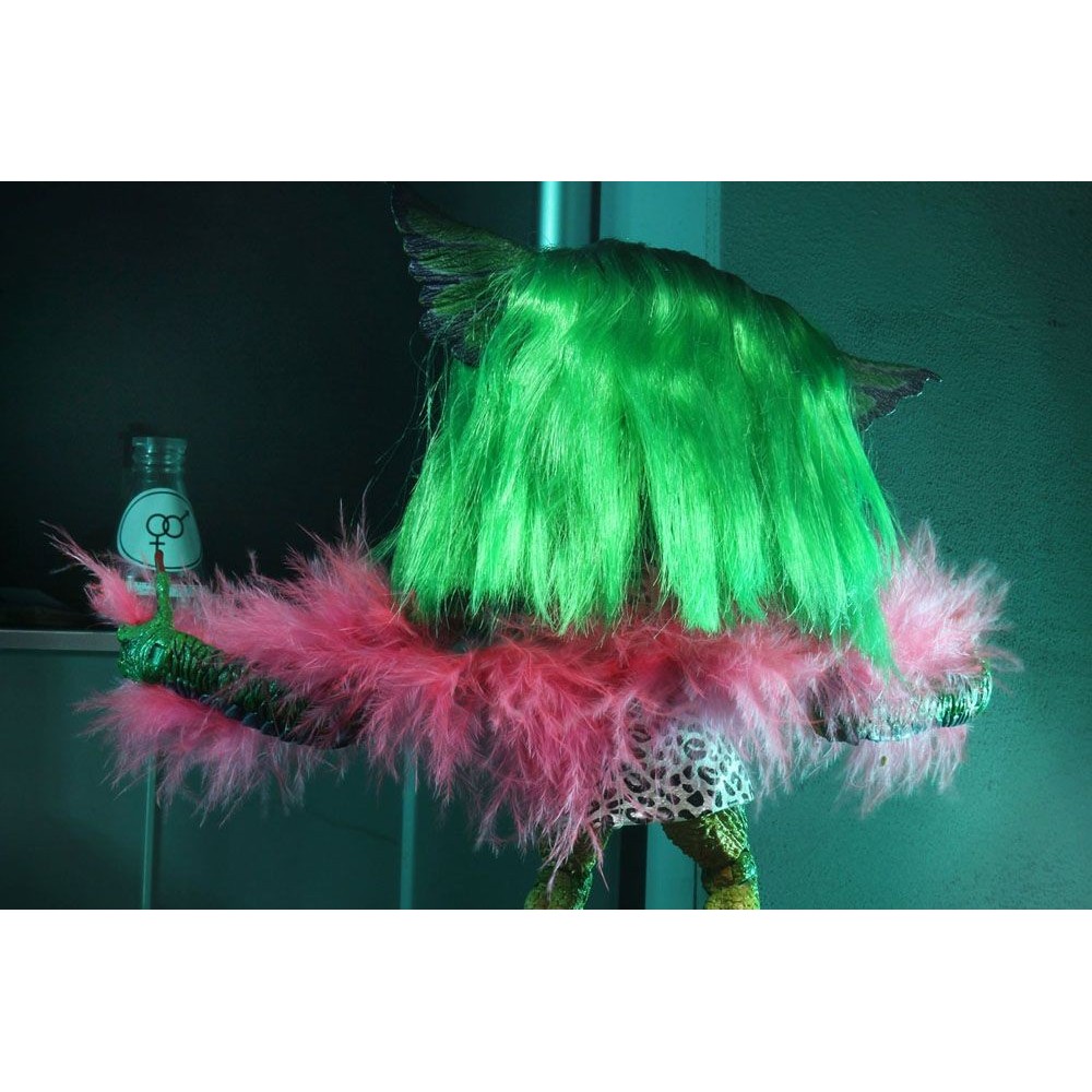 NECA GREMLINS 2 ULTIMATE GRETA ACTION FIGURE