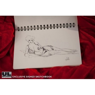 MONA STREET ULTRA LIMITED STATUA FIGURE INFINITE STATUE