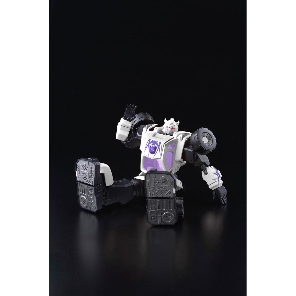 TRANSFORMERS FURAI BUG BITE MODEL KIT ACTION FIGURE FLAME TOYS