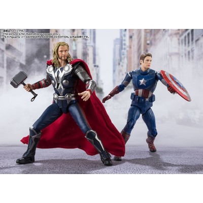 AVENGERS ASSEMBLE CAPITAN AMERICA S.H. FIGUARTS ACTION FIGURE BANDAI