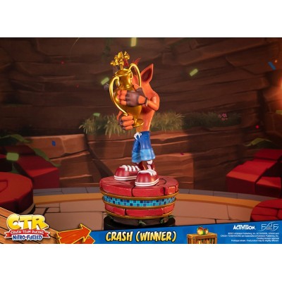 FIRST4FIGURES CTR CRASH TEAM RACING CRASH BANDICOOT WINNER STATUE FIGURE